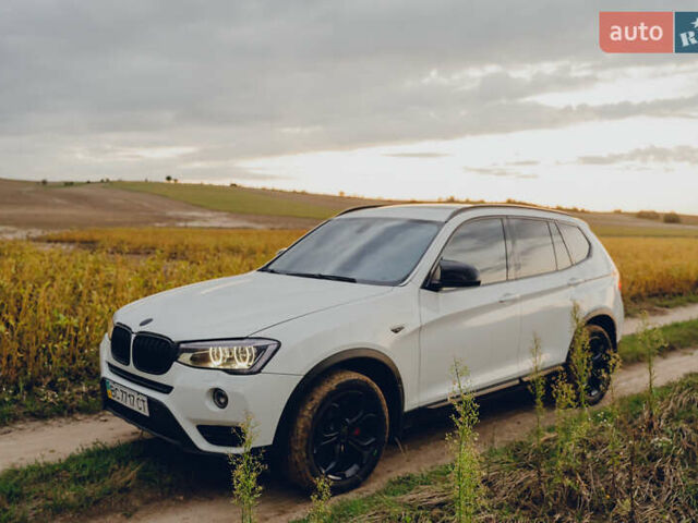 Белый БМВ Х3, объемом двигателя 2.99 л и пробегом 140 тыс. км за 25000 $, фото 15 на Automoto.ua