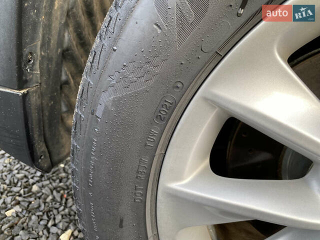 Белый БМВ Х3, объемом двигателя 3 л и пробегом 188 тыс. км за 15400 $, фото 94 на Automoto.ua