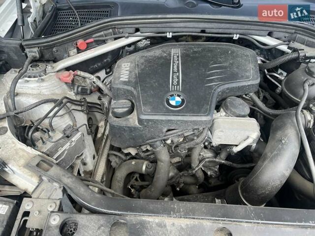 Білий БМВ Х3, об'ємом двигуна 2 л та пробігом 181 тис. км за 19200 $, фото 6 на Automoto.ua