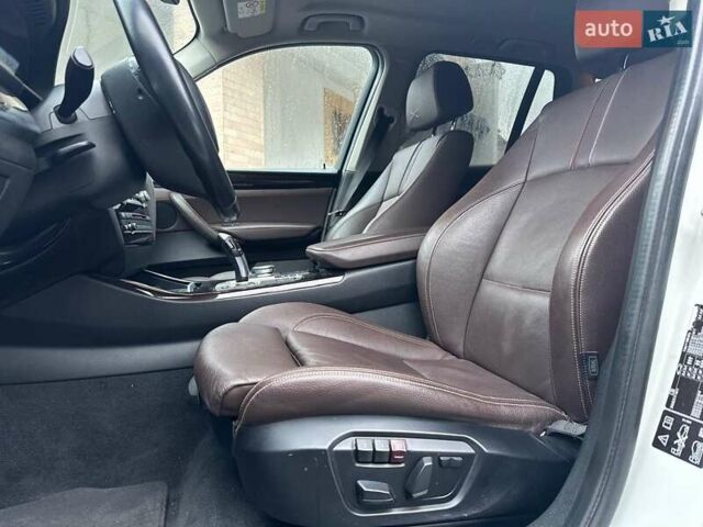 Белый БМВ Х3, объемом двигателя 2 л и пробегом 214 тыс. км за 19599 $, фото 13 на Automoto.ua