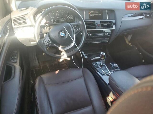 Белый БМВ Х3, объемом двигателя 2 л и пробегом 160 тыс. км за 2900 $, фото 7 на Automoto.ua