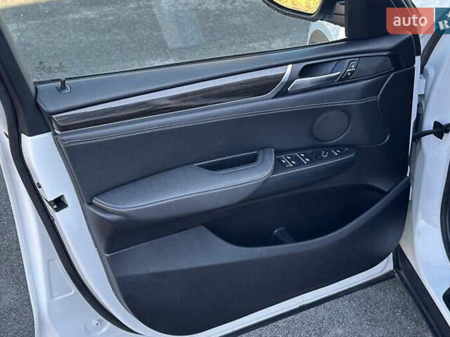 Белый БМВ Х3, объемом двигателя 2 л и пробегом 102 тыс. км за 20300 $, фото 3 на Automoto.ua