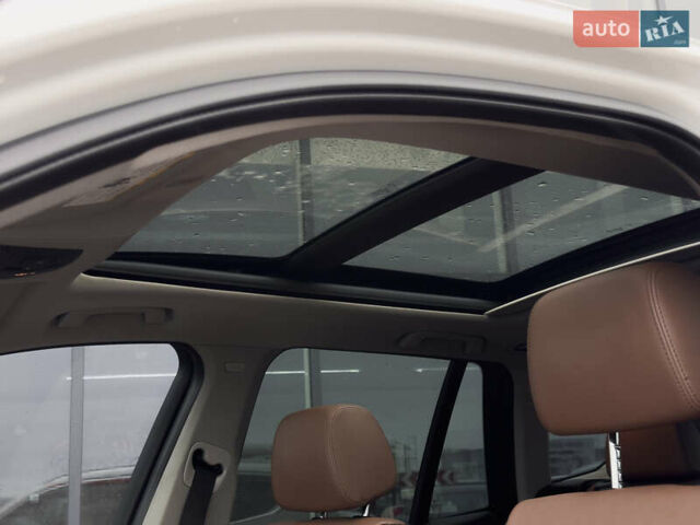 Белый БМВ Х3, объемом двигателя 2 л и пробегом 277 тыс. км за 18000 $, фото 15 на Automoto.ua