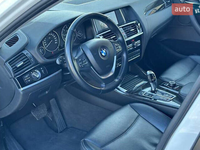 Белый БМВ Х3, объемом двигателя 2 л и пробегом 102 тыс. км за 20300 $, фото 4 на Automoto.ua