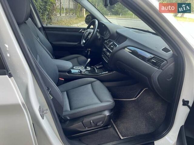 Білий БМВ Х3, об'ємом двигуна 2 л та пробігом 181 тис. км за 19200 $, фото 3 на Automoto.ua