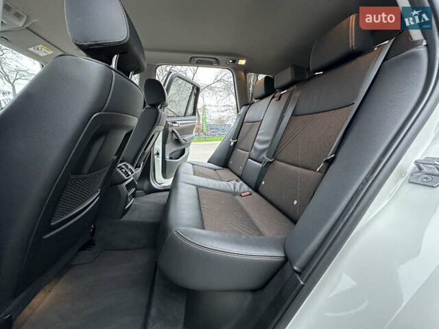 Білий БМВ Х3, об'ємом двигуна 2 л та пробігом 54 тис. км за 22500 $, фото 35 на Automoto.ua