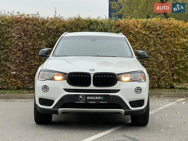 Білий БМВ Х3, об'ємом двигуна 2 л та пробігом 185 тис. км за 15700 $, фото 5 на Automoto.ua