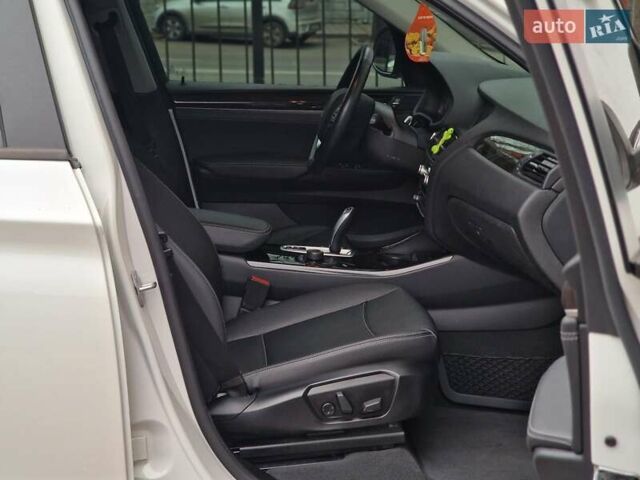 Белый БМВ Х3, объемом двигателя 2 л и пробегом 106 тыс. км за 18990 $, фото 50 на Automoto.ua