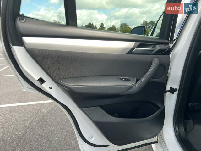 Білий БМВ Х3, об'ємом двигуна 2 л та пробігом 218 тис. км за 23000 $, фото 16 на Automoto.ua