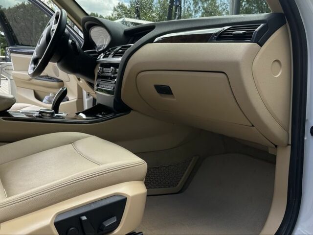 Білий БМВ Х3, об'ємом двигуна 2 л та пробігом 158 тис. км за 18500 $, фото 8 на Automoto.ua
