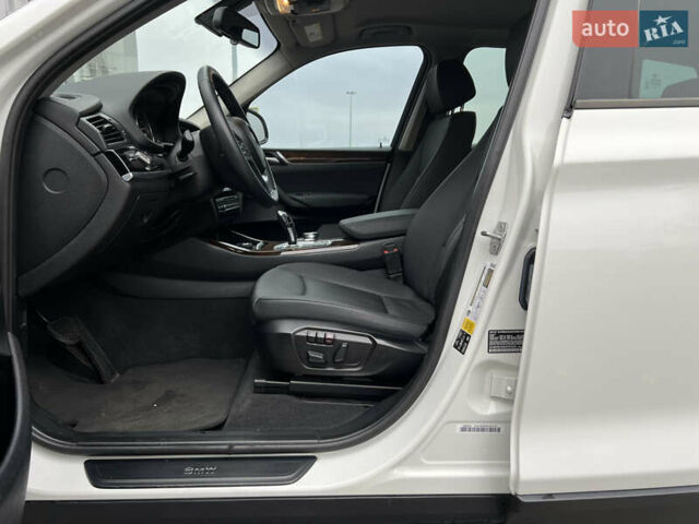 Білий БМВ Х3, об'ємом двигуна 2 л та пробігом 185 тис. км за 15700 $, фото 31 на Automoto.ua