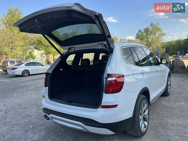 Белый БМВ Х3, объемом двигателя 2 л и пробегом 122 тыс. км за 23000 $, фото 31 на Automoto.ua
