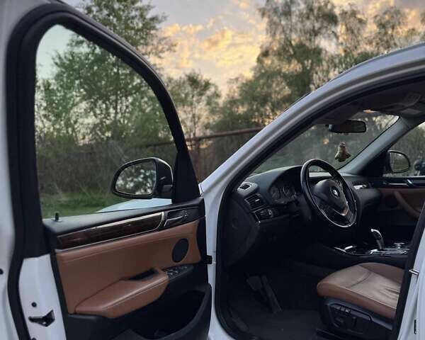 Білий БМВ Х3, об'ємом двигуна 2 л та пробігом 210 тис. км за 15800 $, фото 23 на Automoto.ua