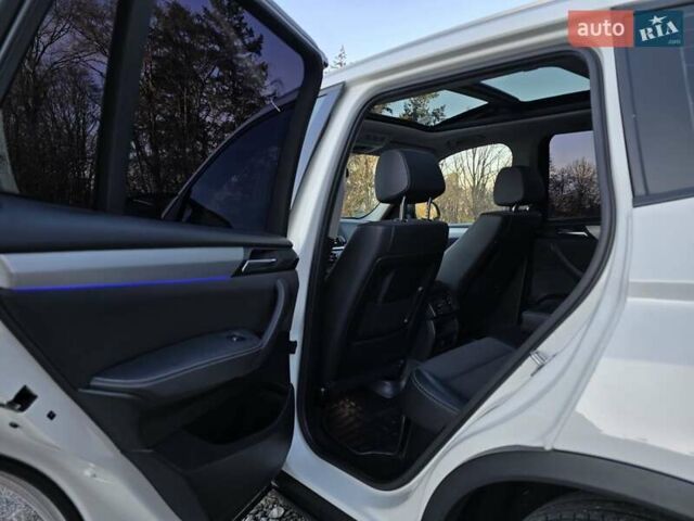 Белый БМВ Х3, объемом двигателя 2.99 л и пробегом 290 тыс. км за 24750 $, фото 10 на Automoto.ua