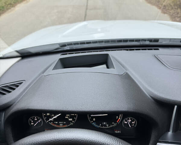 Білий БМВ Х3, об'ємом двигуна 2 л та пробігом 200 тис. км за 16300 $, фото 20 на Automoto.ua