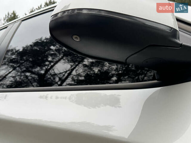 Білий БМВ Х3, об'ємом двигуна 2 л та пробігом 200 тис. км за 16300 $, фото 11 на Automoto.ua