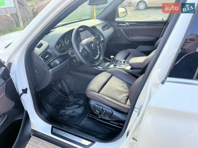 Белый БМВ Х3, объемом двигателя 2 л и пробегом 122 тыс. км за 23000 $, фото 10 на Automoto.ua