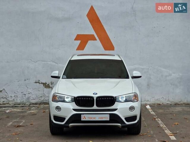 Белый БМВ Х3, объемом двигателя 2 л и пробегом 106 тыс. км за 18990 $, фото 1 на Automoto.ua