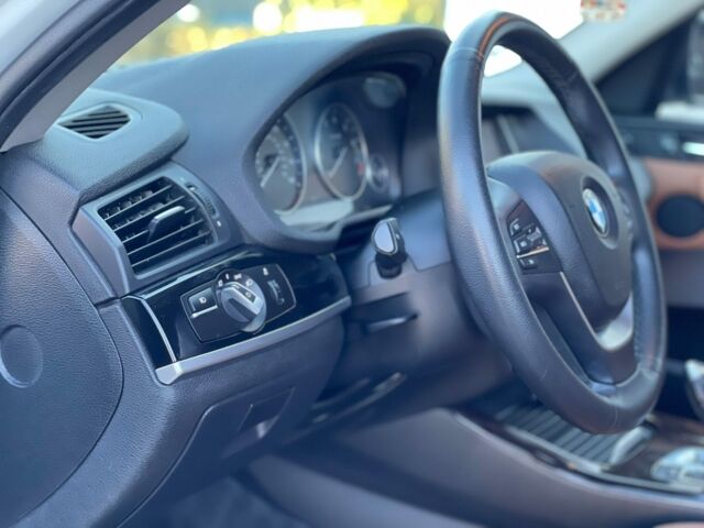 Белый БМВ Х3, объемом двигателя 2 л и пробегом 153 тыс. км за 16200 $, фото 7 на Automoto.ua