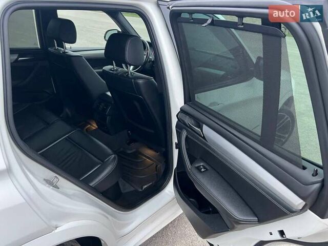 Білий БМВ Х3, об'ємом двигуна 2 л та пробігом 193 тис. км за 17000 $, фото 22 на Automoto.ua
