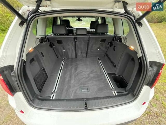 Білий БМВ Х3, об'ємом двигуна 2 л та пробігом 139 тис. км за 14100 $, фото 26 на Automoto.ua