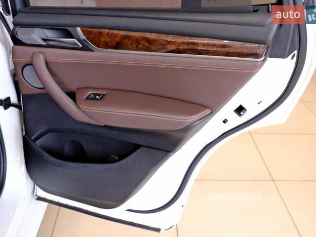 Белый БМВ Х3, объемом двигателя 2.98 л и пробегом 149 тыс. км за 19900 $, фото 39 на Automoto.ua