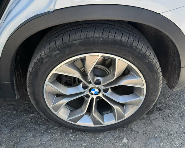 Белый БМВ Х3, объемом двигателя 2 л и пробегом 135 тыс. км за 15499 $, фото 9 на Automoto.ua