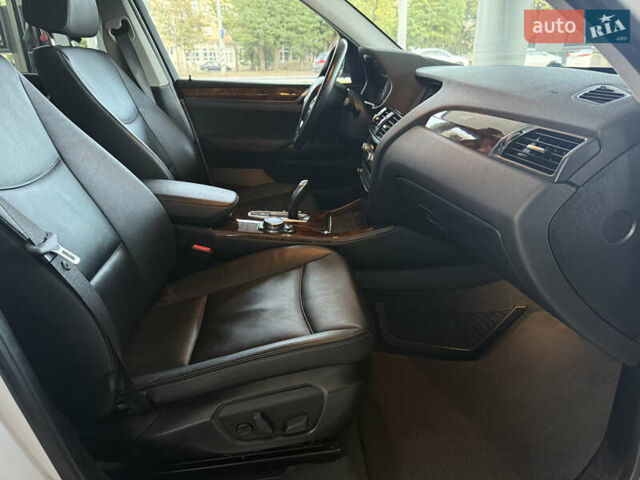 Белый БМВ Х3, объемом двигателя 2 л и пробегом 178 тыс. км за 16499 $, фото 8 на Automoto.ua