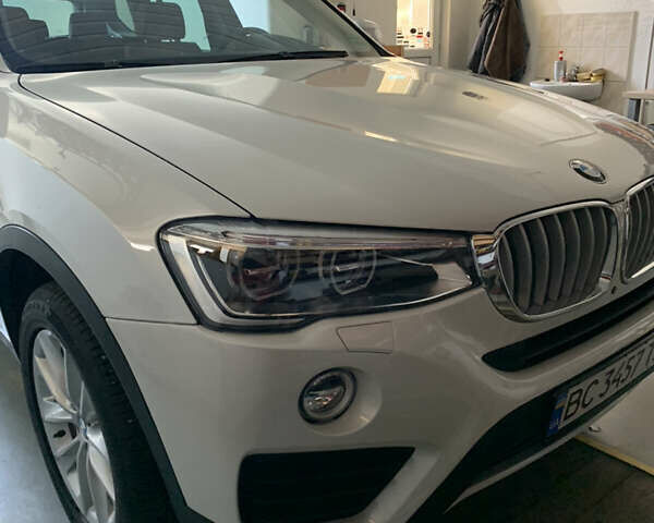 Білий БМВ Х3, об'ємом двигуна 2 л та пробігом 56 тис. км за 24500 $, фото 2 на Automoto.ua