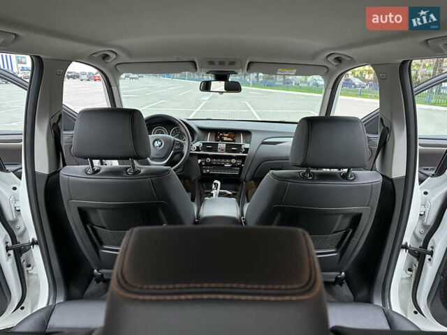 Білий БМВ Х3, об'ємом двигуна 2 л та пробігом 54 тис. км за 22500 $, фото 30 на Automoto.ua