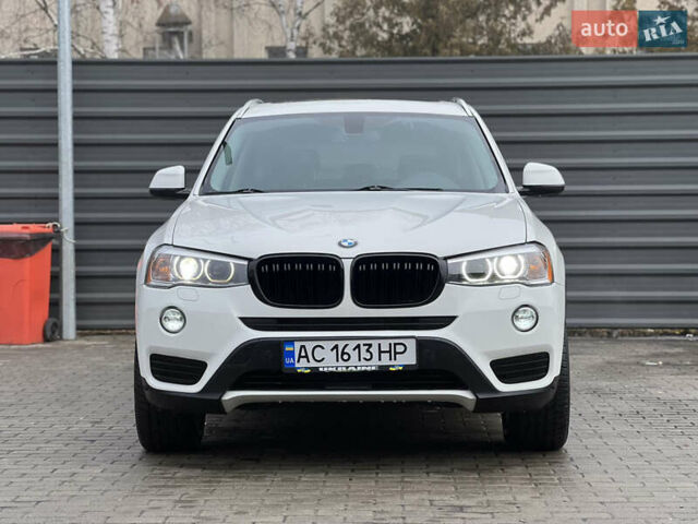 Белый БМВ Х3, объемом двигателя 2 л и пробегом 155 тыс. км за 15900 $, фото 1 на Automoto.ua