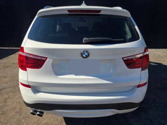 Білий БМВ Х3, об'ємом двигуна 2 л та пробігом 77 тис. км за 10000 $, фото 6 на Automoto.ua