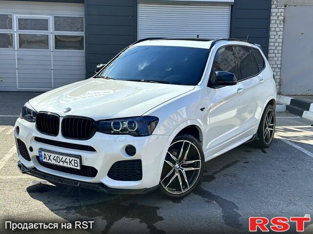 Белый БМВ Х3, объемом двигателя 3 л и пробегом 86 тыс. км за 28000 $, фото 3 на Automoto.ua