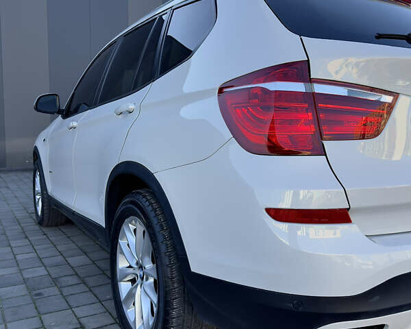 Белый БМВ Х3, объемом двигателя 2 л и пробегом 216 тыс. км за 16500 $, фото 7 на Automoto.ua