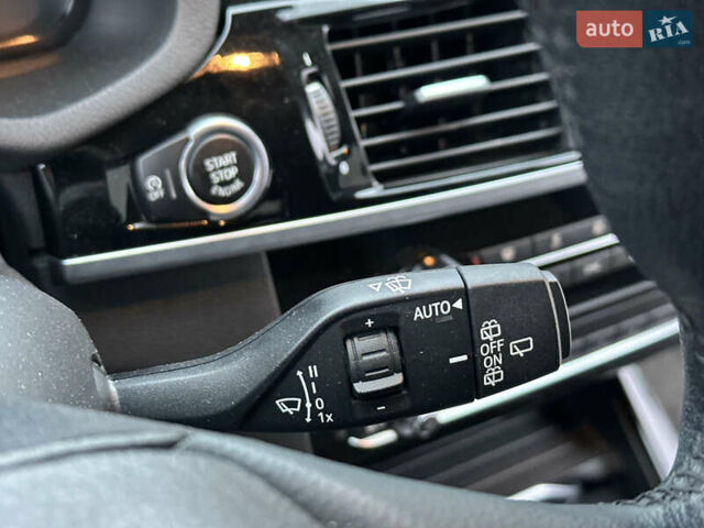 Білий БМВ Х3, об'ємом двигуна 2 л та пробігом 54 тис. км за 22500 $, фото 63 на Automoto.ua