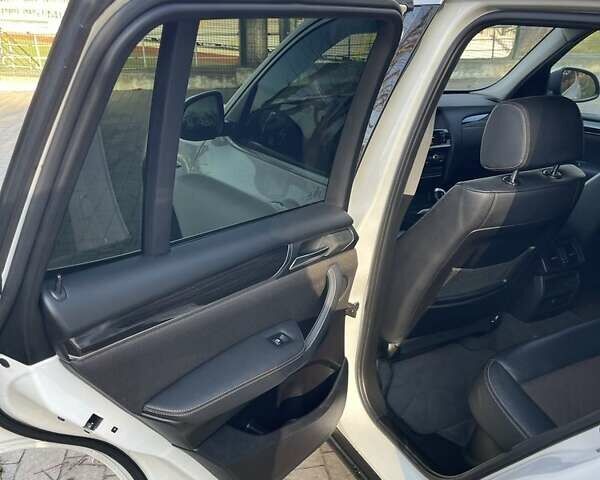 Белый БМВ Х3, объемом двигателя 2 л и пробегом 193 тыс. км за 18500 $, фото 9 на Automoto.ua