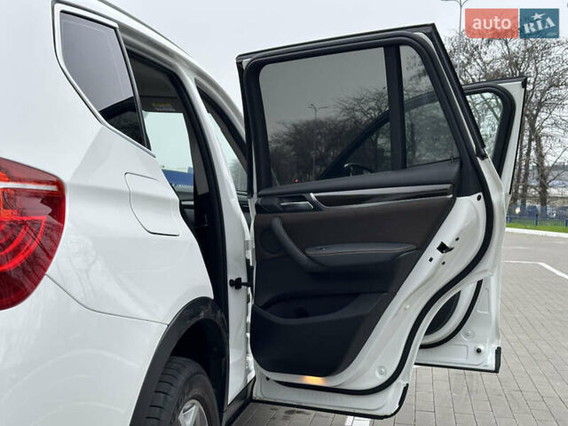 Білий БМВ Х3, об'ємом двигуна 2 л та пробігом 54 тис. км за 22500 $, фото 37 на Automoto.ua