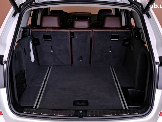 Білий БМВ Х3, об'ємом двигуна 3 л та пробігом 149 тис. км за 19900 $, фото 8 на Automoto.ua