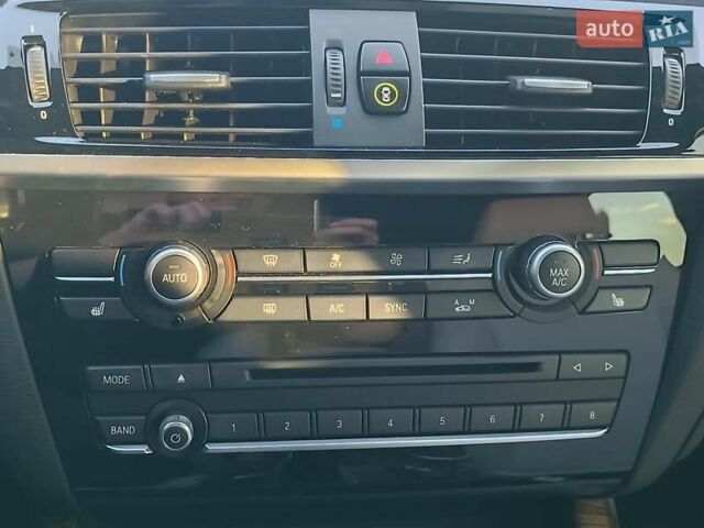 Білий БМВ Х3, об'ємом двигуна 3 л та пробігом 88 тис. км за 24740 $, фото 37 на Automoto.ua