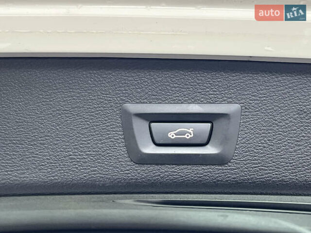 Білий БМВ Х3, об'ємом двигуна 2 л та пробігом 185 тис. км за 15700 $, фото 47 на Automoto.ua