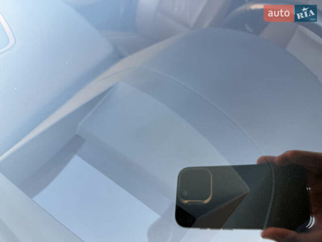 Белый БМВ Х3, объемом двигателя 2 л и пробегом 68 тыс. км за 18900 $, фото 12 на Automoto.ua