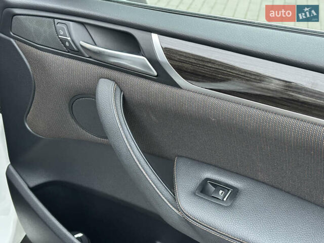 Білий БМВ Х3, об'ємом двигуна 2 л та пробігом 54 тис. км за 22500 $, фото 45 на Automoto.ua