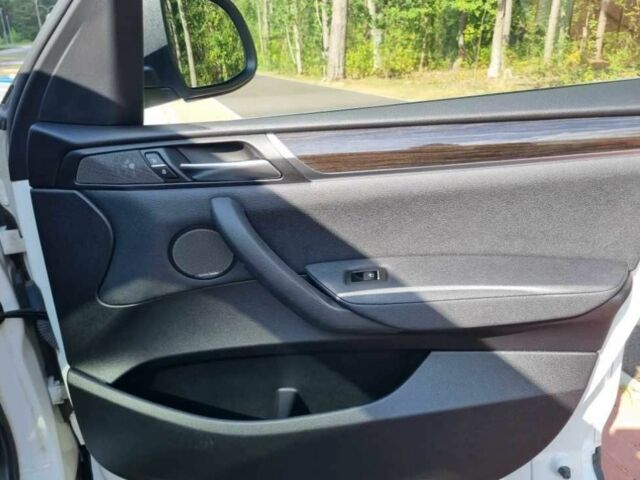 Белый БМВ Х3, объемом двигателя 2 л и пробегом 136 тыс. км за 14700 $, фото 15 на Automoto.ua