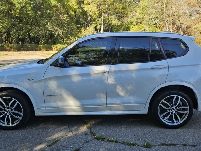 Белый БМВ Х3, объемом двигателя 3 л и пробегом 207 тыс. км за 16900 $, фото 6 на Automoto.ua