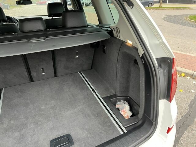 Белый БМВ Х3, объемом двигателя 2 л и пробегом 185 тыс. км за 15999 $, фото 22 на Automoto.ua