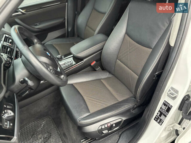 Белый БМВ Х3, объемом двигателя 2 л и пробегом 118 тыс. км за 19900 $, фото 9 на Automoto.ua