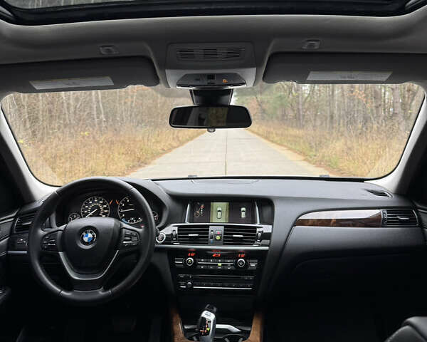 Білий БМВ Х3, об'ємом двигуна 2 л та пробігом 200 тис. км за 16300 $, фото 14 на Automoto.ua