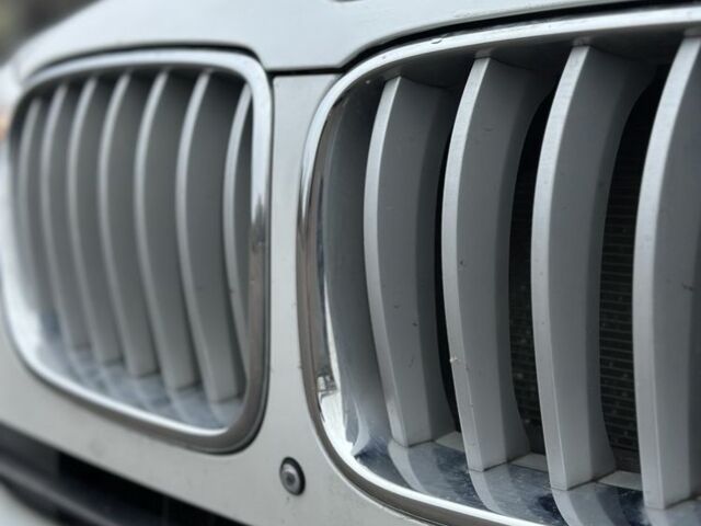 Білий БМВ Х3, об'ємом двигуна 2 л та пробігом 199 тис. км за 13500 $, фото 3 на Automoto.ua