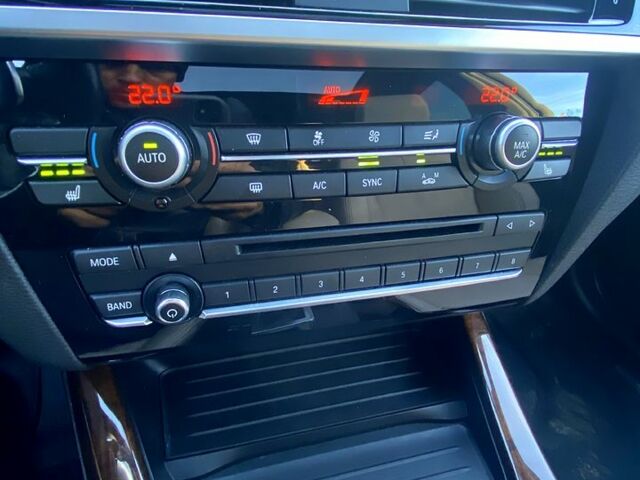 Білий БМВ Х3, об'ємом двигуна 2 л та пробігом 120 тис. км за 20699 $, фото 10 на Automoto.ua