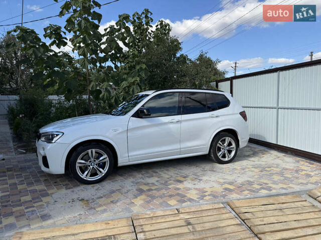 Белый БМВ Х3, объемом двигателя 3 л и пробегом 94 тыс. км за 25500 $, фото 4 на Automoto.ua